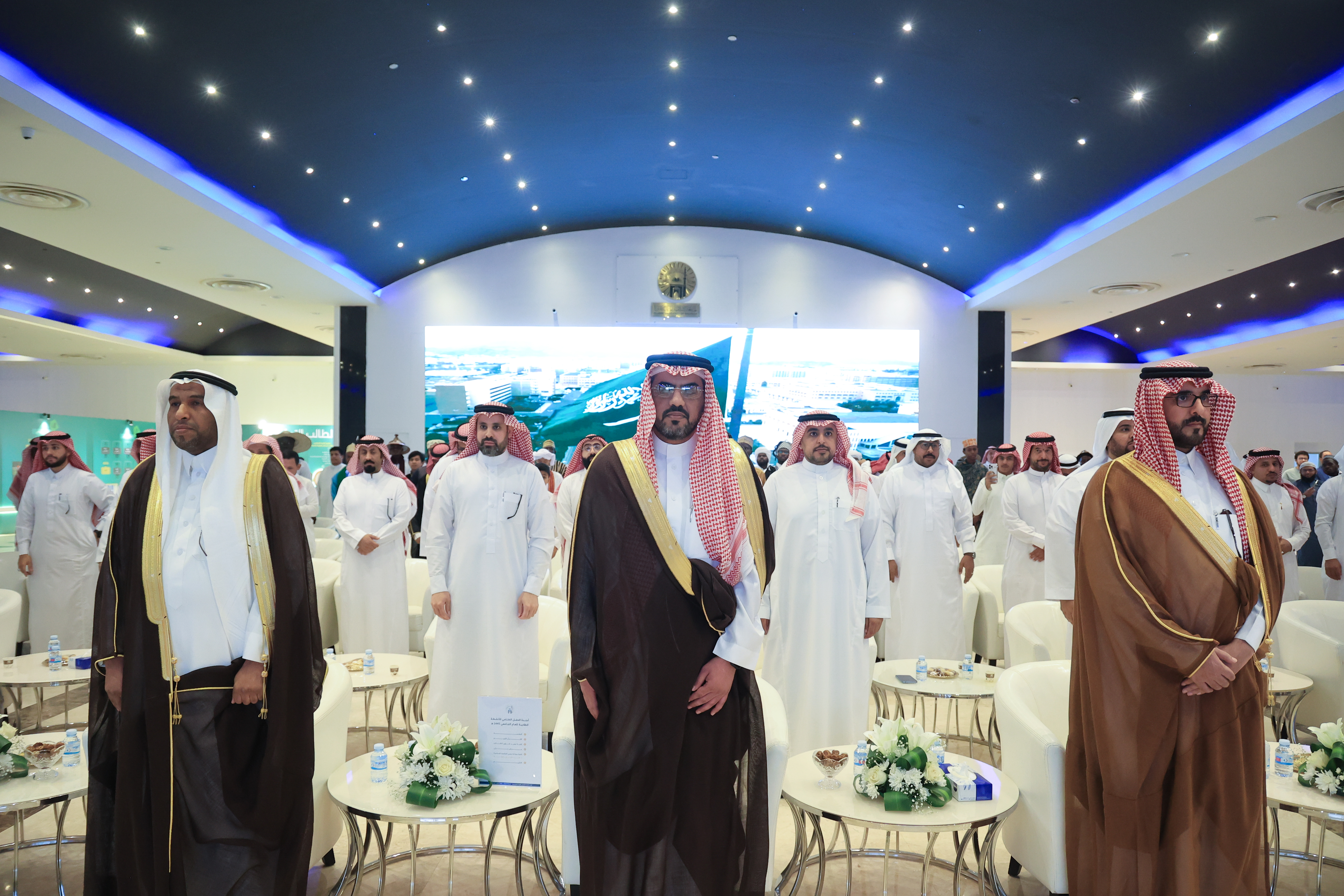 رعى سعادة رئيس الجامعة الإسلامية د. صالح بن علي العقلا، اختتام الجامعة لفعاليات الأنشطة الطلابية، للعام الجامعي 1445هـ.